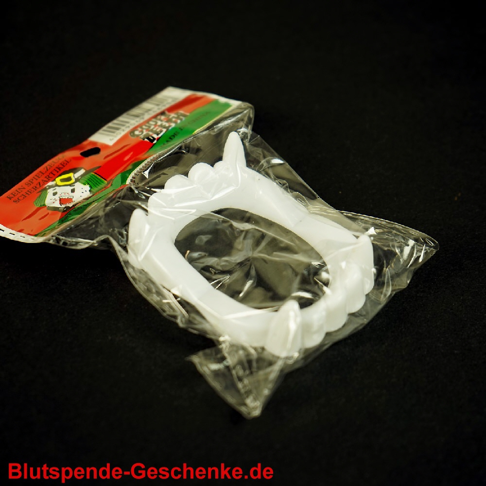 TreuePräsent Vampirzähne Kunststoff